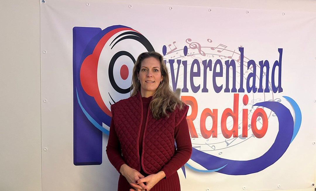 Maartje Herman te gast bij Rivierenland Radio met debuutsingle Jij mag niet weggaan